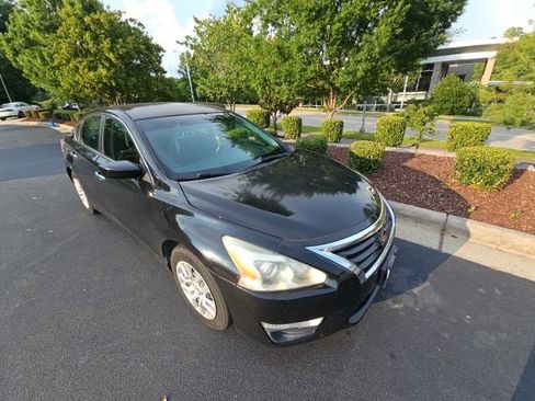Used 2015 Nissan Altima 2.5 S w/ Power Driver Seat Package FWD image 7