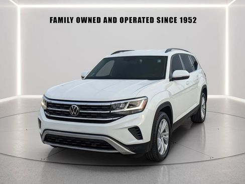Certified 2023 Volkswagen Atlas SE image 7