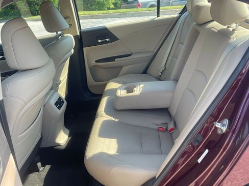 Used 2014 Honda Accord EX-L image 10