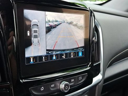 Certified 2023 Chevrolet Traverse LT w/ LT Premium Package AWD/4WD image 20