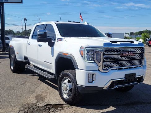Used 2022 GMC Sierra 3500 SLT AWD/4WD image 18