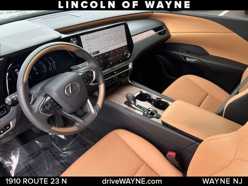Used 2023 Lexus RX 350 Premium w/ Cold Area Package AWD/4WD image 10