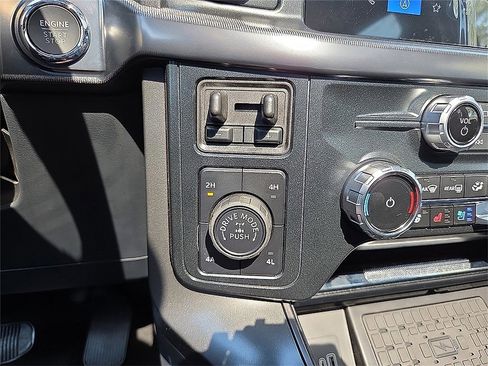 New 2025 Ford F150 Lariat w/ Equipment Group 502A High image 15