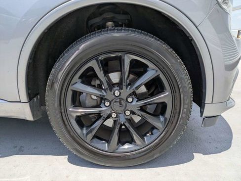Used 2018 Dodge Durango GT w/ Premium Group AWD/4WD image 10