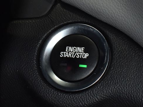 Used 2021 Chevrolet Equinox LT AWD/4WD image 25