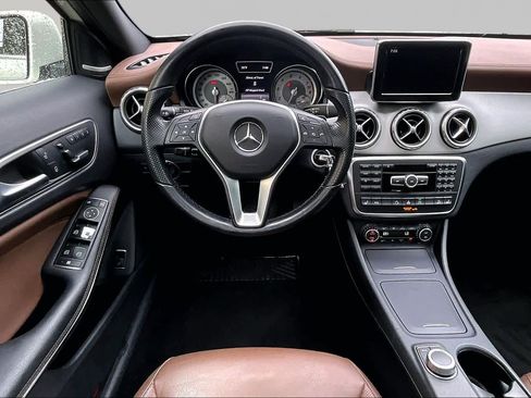Used 2015 Mercedes-Benz GLA 250 4MATIC image 11