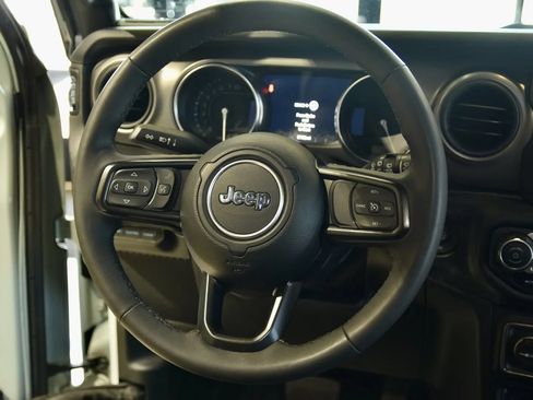 Used 2023 Jeep Wrangler Unlimited w/ Sun & Screen Package AWD/4WD image 21