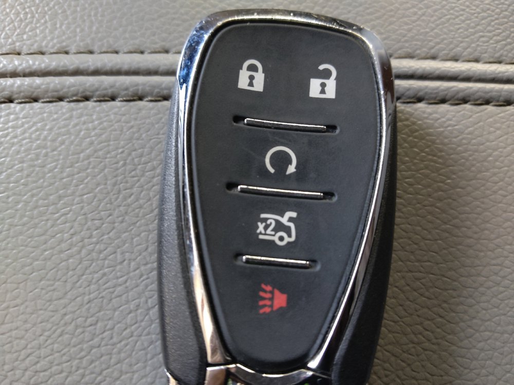 Used 2025 Chevrolet Malibu LT FWD image 32