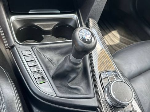 Used 2018 BMW M3 RWD image 24