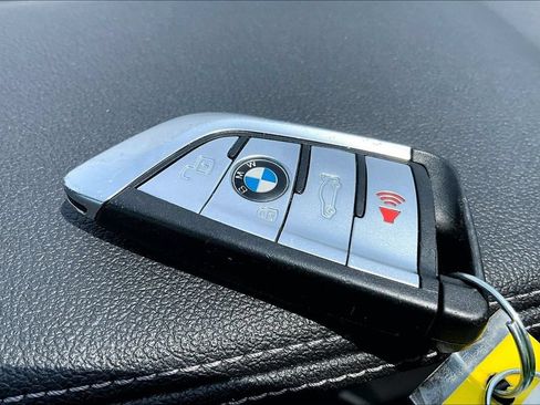 Used 2023 BMW X5 xDrive40i AWD/4WD image 12