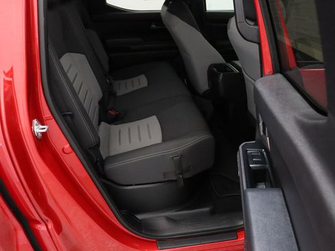 Certified 2025 Toyota Tacoma TRD Sport RWD image 32