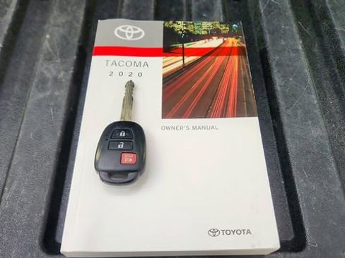 Used 2020 Toyota Tacoma SR image 59