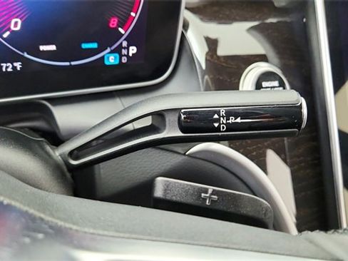 Used 2025 Mercedes-Benz GLC 300 image 41