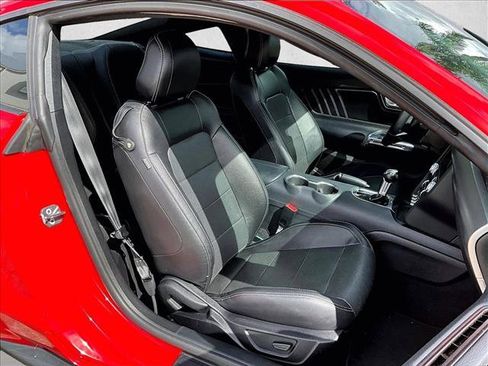 Used 2021 Ford Mustang GT Premium image 9