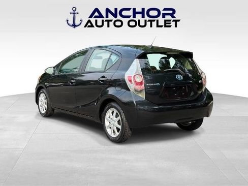 Used 2014 Toyota Prius C Three FWD image 7