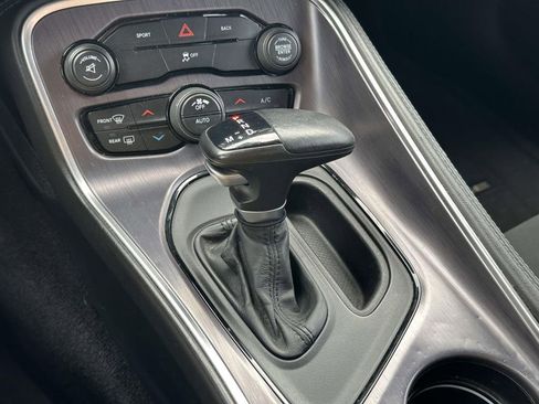 Used 2016 Dodge Challenger SXT RWD image 25