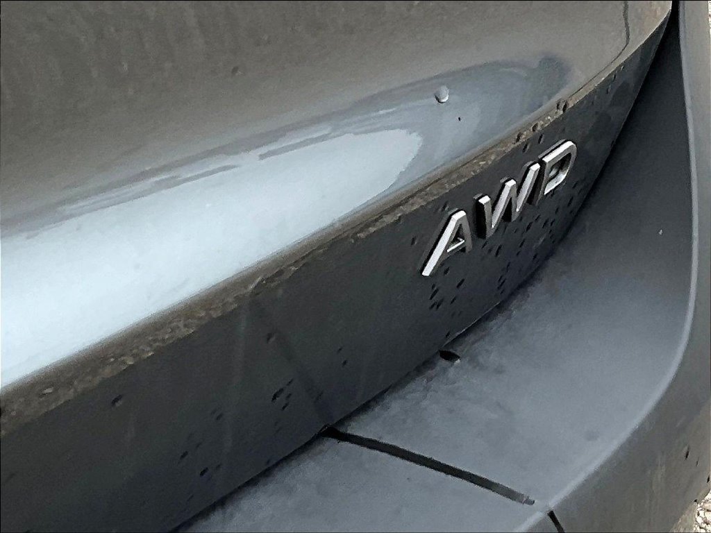 New 2026 Nissan Kicks SV w/ Cold Weather Package AWD/4WD image 9