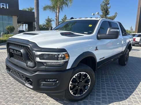Used 2024 RAM 2500 Rebel AWD/4WD image 2