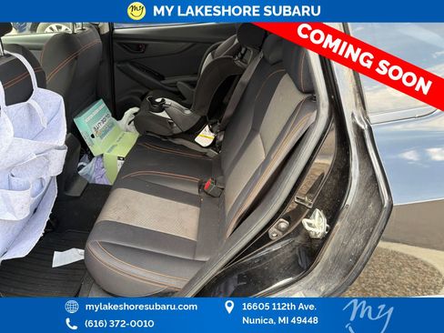 Used 2018 Subaru Crosstrek 2.0i Premium AWD/4WD image 17