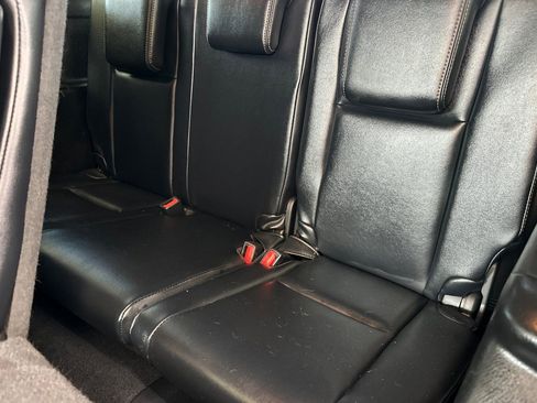 Used 2017 Toyota Highlander XLE image 15