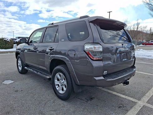 Certified 2021 Toyota 4Runner SR5 Premium w/ Moonroof Package image 4