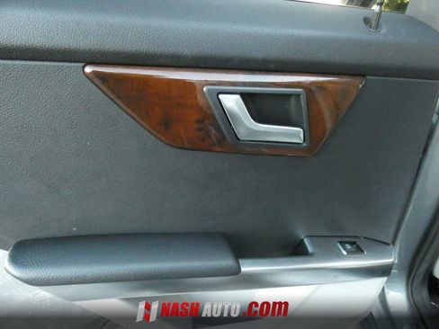 Used 2013 Mercedes-Benz GLK 350 4MATIC image 37
