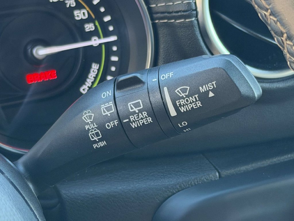 Used 2023 Jeep Wrangler Unlimited Sahara w/ Cold Weather Group AWD/4WD image 25