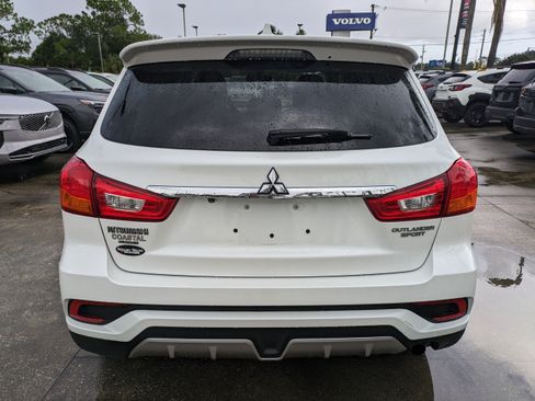 Used 2018 Mitsubishi Outlander Sport FWD image 5