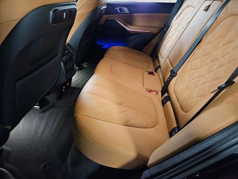 Used 2025 BMW X5 xDrive40i w/ M Sport Package image 18