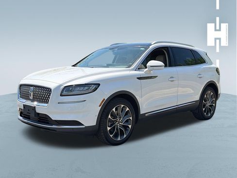 Used 2021 Lincoln Nautilus Reserve w/ Equipment Group 201A AWD/4WD image 2