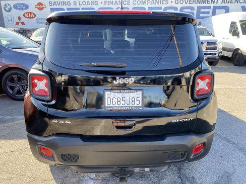 Used 2020 Jeep Renegade Sport AWD/4WD image 10
