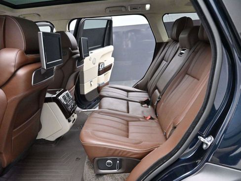 Used 2016 Land Rover Range Rover Long Wheelbase Autobiography image 32