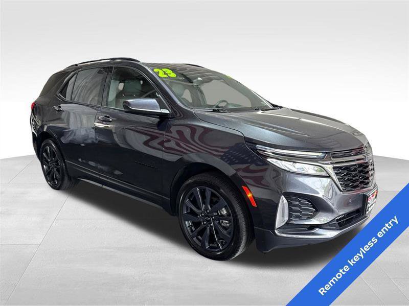 Used 2023 Chevrolet Equinox RS AWD/4WD image 3