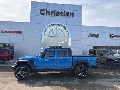 Used 2022 Jeep Gladiator Rubicon w/ Cold Weather Group