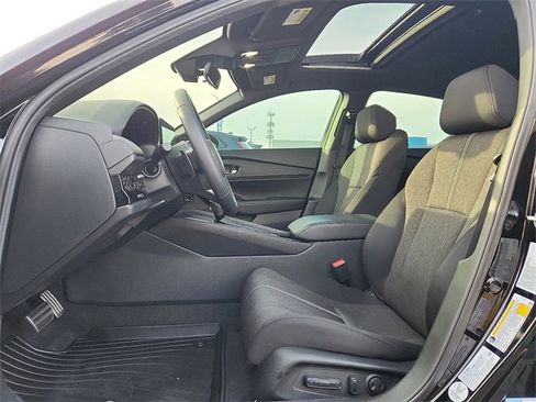 Used 2024 Honda Accord Sport image 13