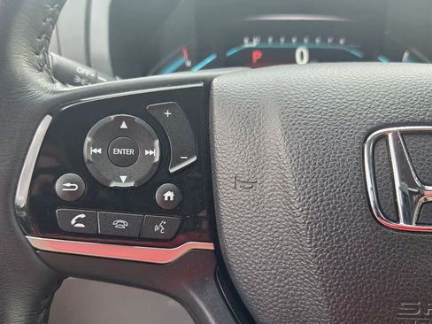 Used 2023 Honda Odyssey Touring image 25