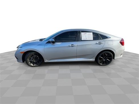 Used 2019 Honda Civic Sport image 5