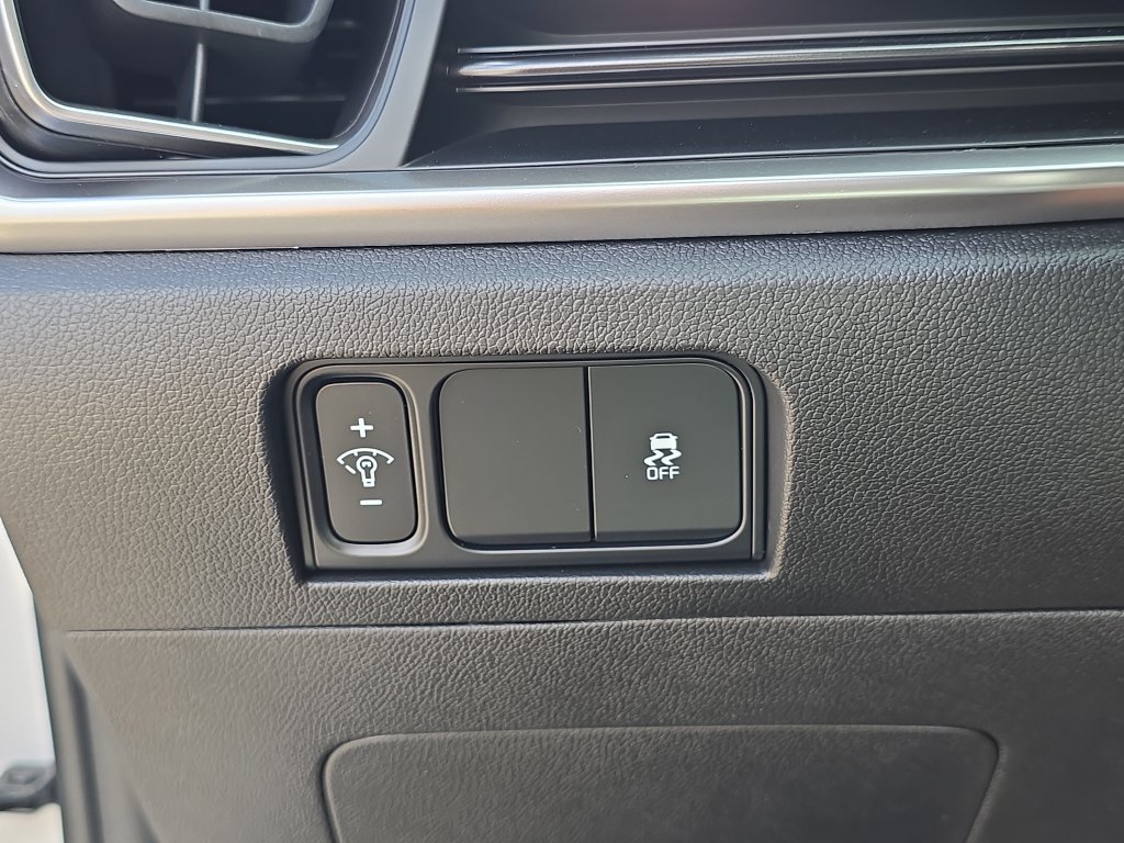 New 2026 Kia Sorento LX FWD image 28
