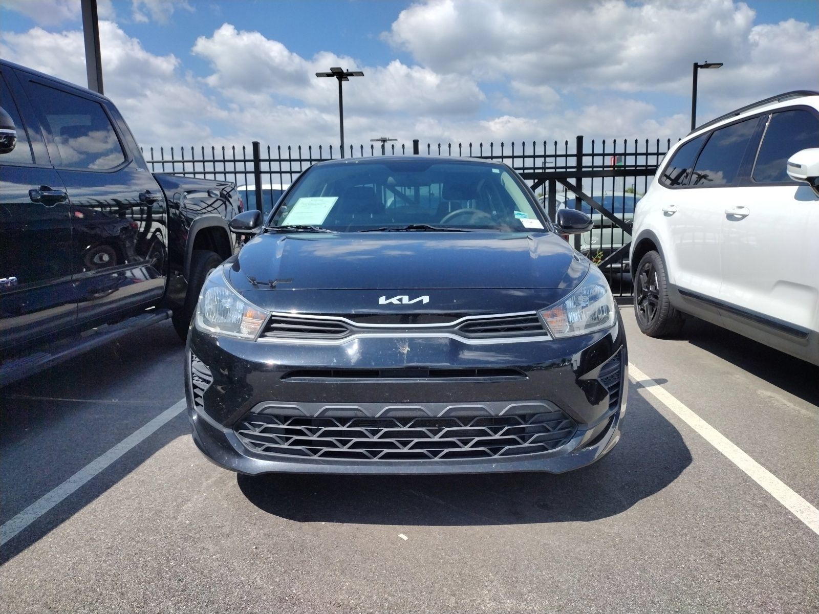 Used 2022 Kia Rio LX FWD image 2