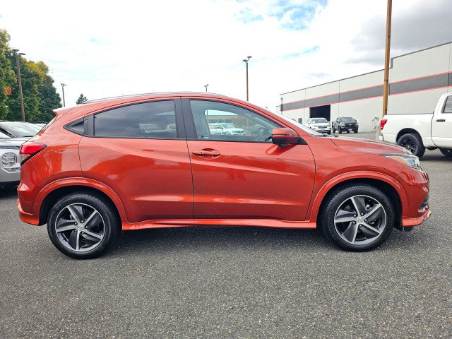 Used 2020 Honda HR-V Touring image 2