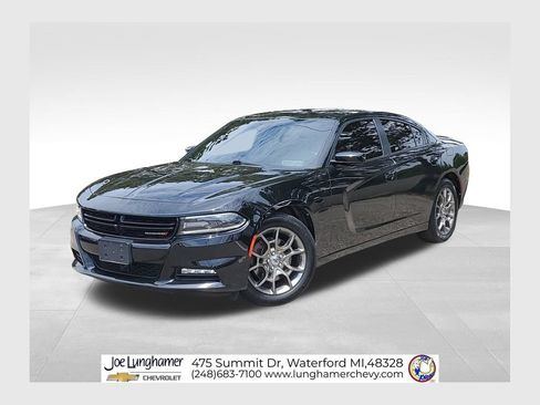 Used 2017 Dodge Charger SXT w/ AWD Premium Group image 1