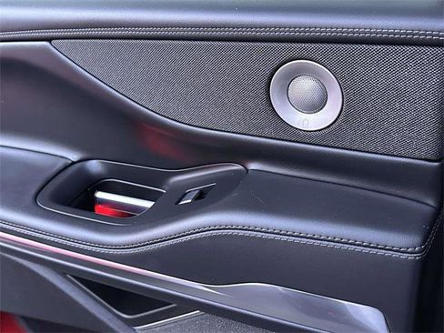 Used 2025 Lincoln Navigator L Reserve image 17