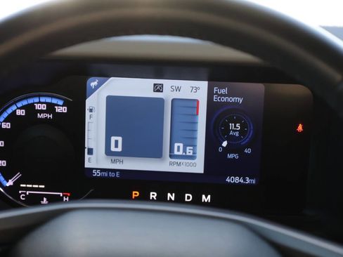 Used 2023 Ford Bronco Wildtrak image 17