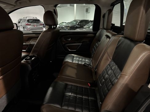 Used 2017 Nissan Titan Platinum Reserve image 34
