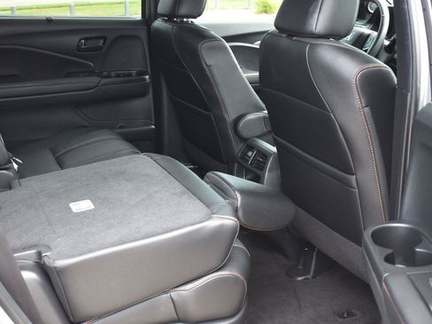 Used 2022 Honda Passport TrailSport image 18