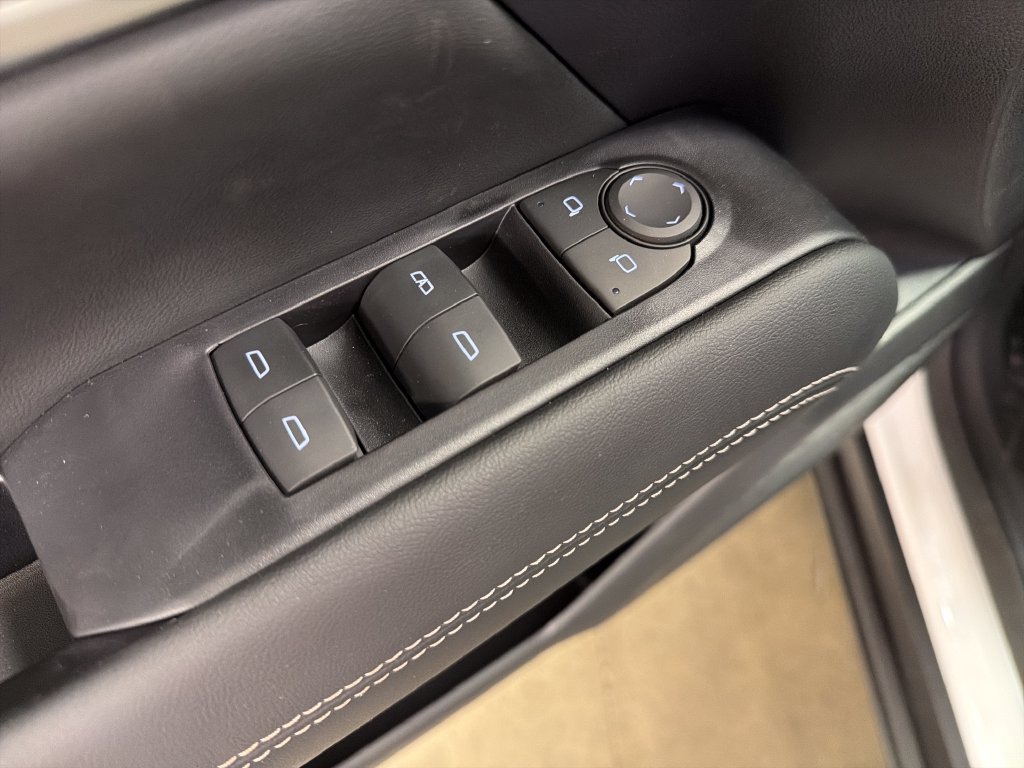 New 2027 GMC Terrain Elevation w/ Elevation Premium Package FWD image 20