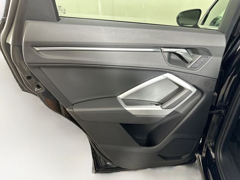 Used 2024 Audi Q3 2.0T Premium w/ Convenience Package image 25