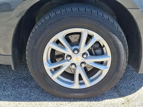 Certified 2017 Chevrolet Equinox LT w/ Convenience Package image 7