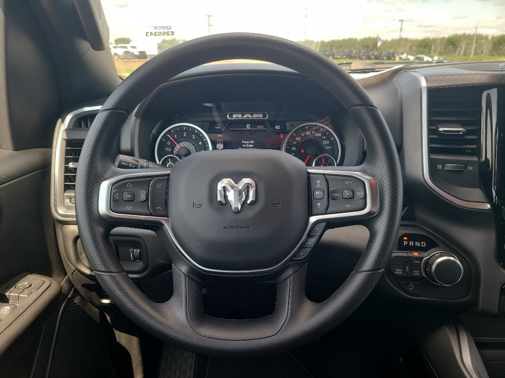 New 2026 RAM 1500 Express AWD/4WD image 28