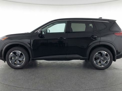 Used 2025 Nissan Rogue SV image 5